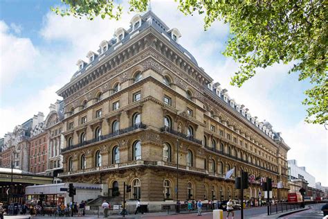 the grosvenor victoria london.